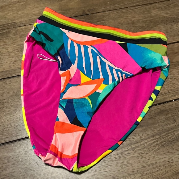 Trina Turk Rainforest Reversible Hi-Waist Bottom in Multi - Picture 4 of 9